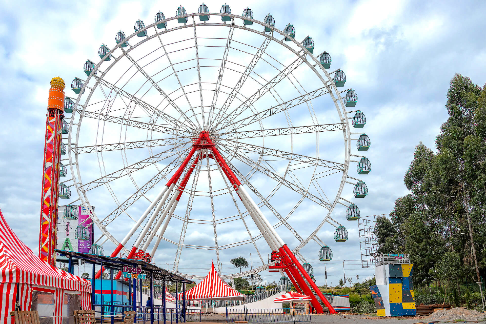 Two Rivers Mall Y App Totos