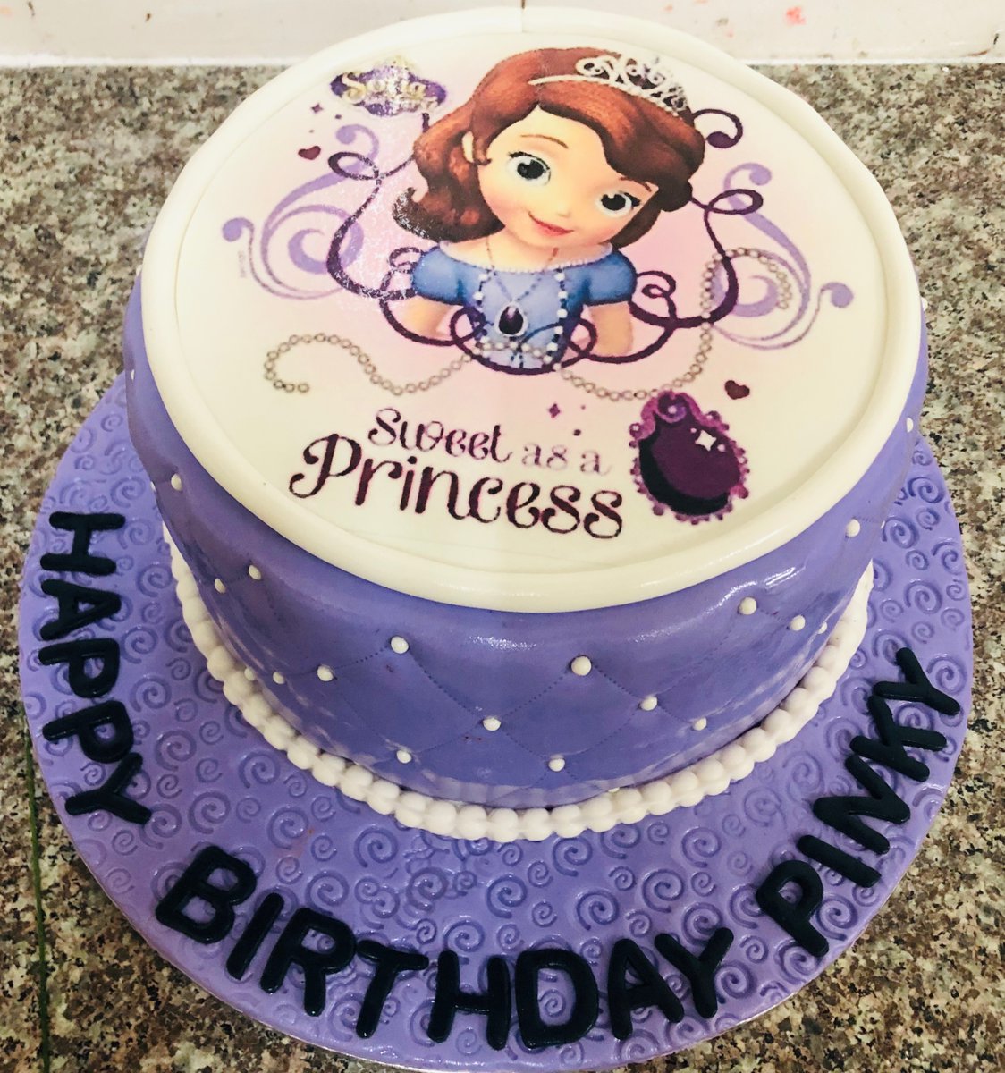 Make your occasion a day to remember. #KidsBirthdayCakes #BirthdayCakes # CakeCity | Cake, Birthday cake kids, Cupcake cakes